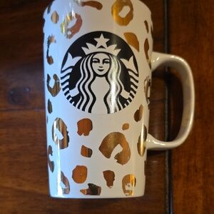 Starbucks 16 Oz. Cheetah Leopard Animal Print. (2015)